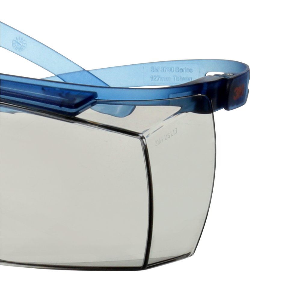 3M™ SecureFit™ 3700 Overbrille, blå brillestang, Scotchgard™ anti-dug (K&amp;N), Indoor/Outdoor lysegrå linse, SF3707SGAF-BLU-EU