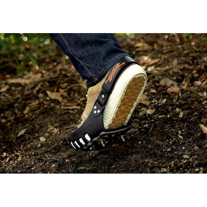 Tiger Grip Pigsko, skoovertræk med pigge, kan påspændes alle slags fodtøj leveres med 2 typer pigge justerbar hælrem 3 størrelser T-134